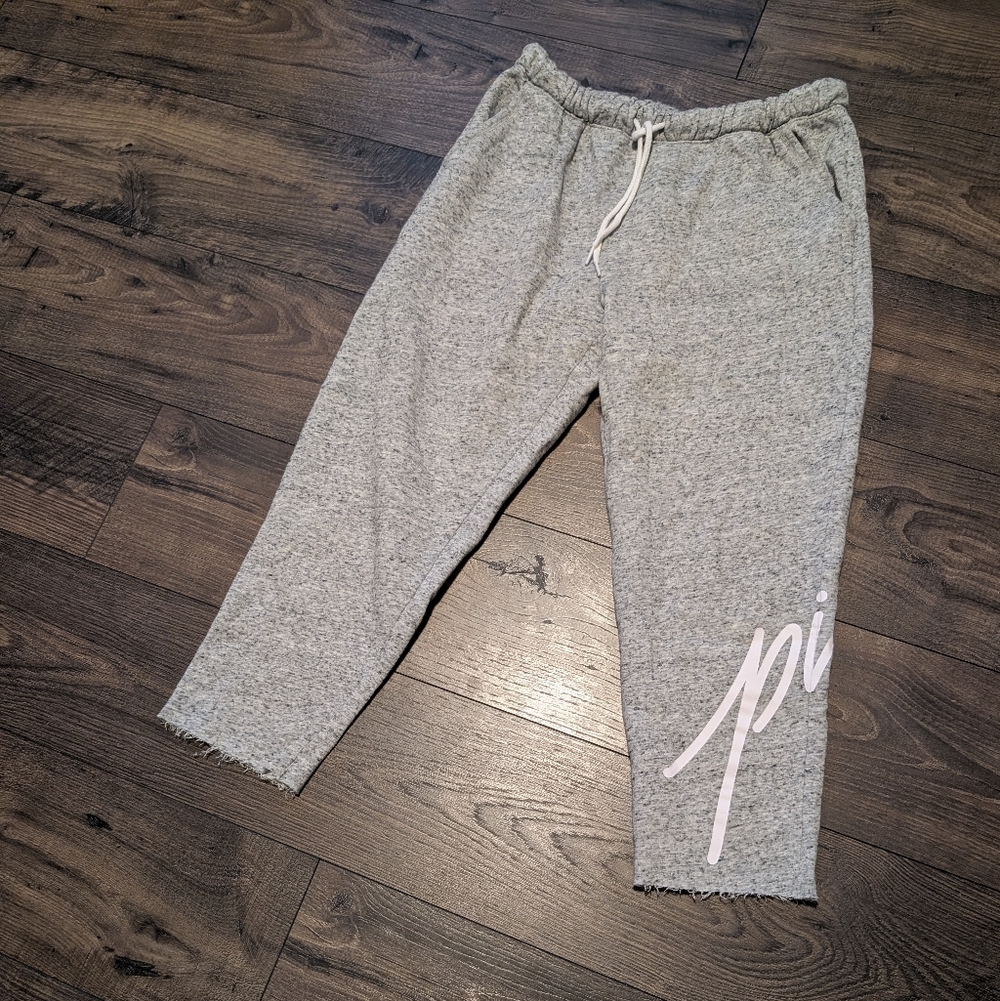 PINK Victoria's Secret Heather Gray Lounge Sweatpants Pink Logo Size Medium